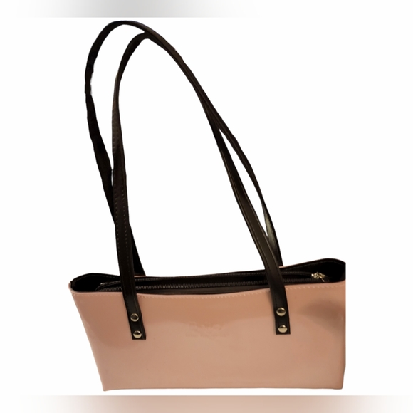 Beijo soft pink patent leather silver round hardware black straps should purse - Picture 4 of 6